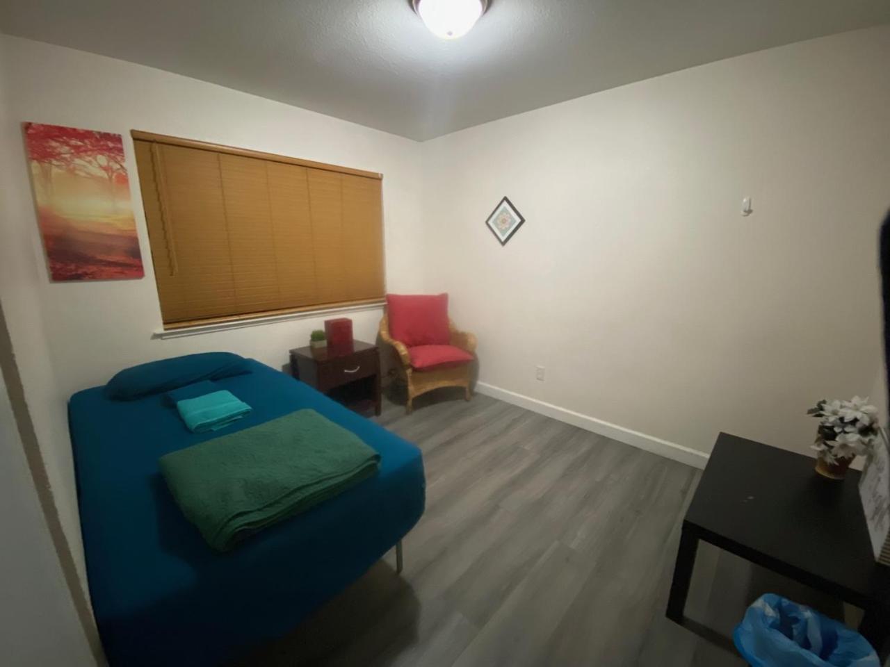 Whole Family - Wolfgram Hostel Sacramento Luaran gambar